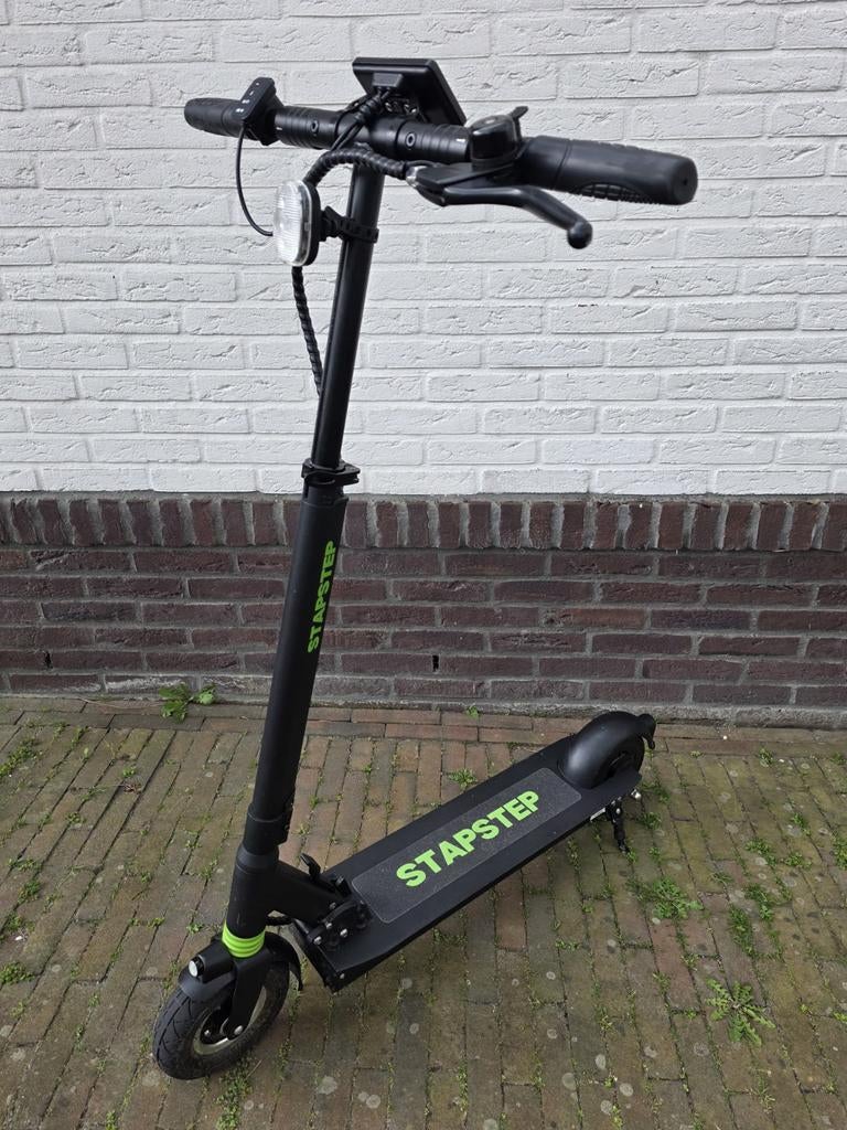 Elektrische stapstep NL toegestaan openbare weg., Fietsen en Brommers, Steps, Ophalen of Verzenden, Gebruikt, Elektrische step (E-scooter)
