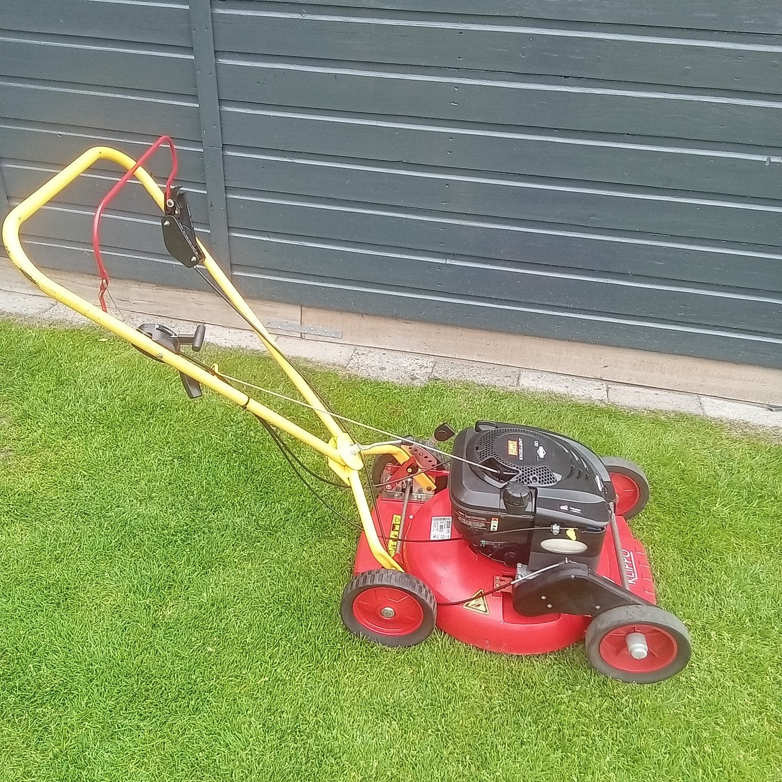 KLIPPO MULCH GRASMAAIER ZELFRIJDEND BENZINE MAAIER, Tuin en Terras, Grasmaaiers, Ophalen, Cirkelmaaier, Klippo, Gebruikt