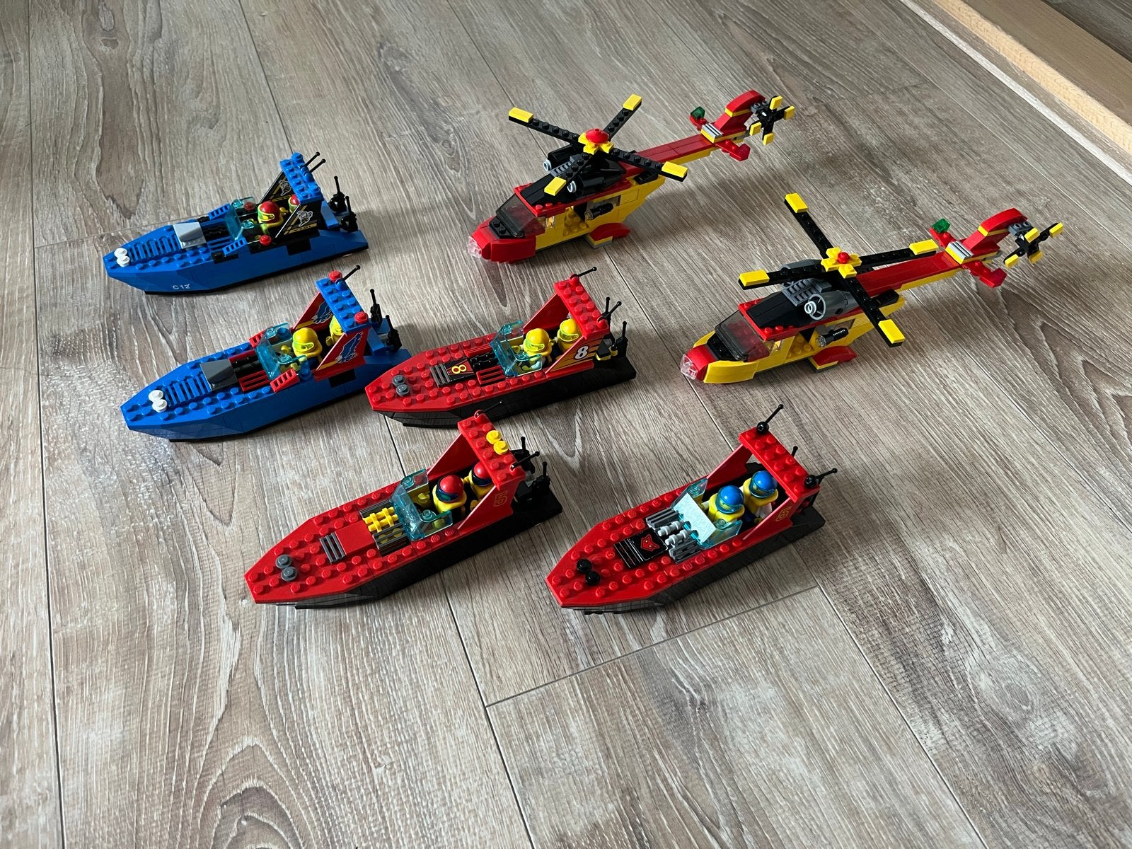 Lego vintage sets met o.a. 6679 Speedboot en 5866 helikopter, Lego, Ophalen of Verzenden, Compleet, Complete set