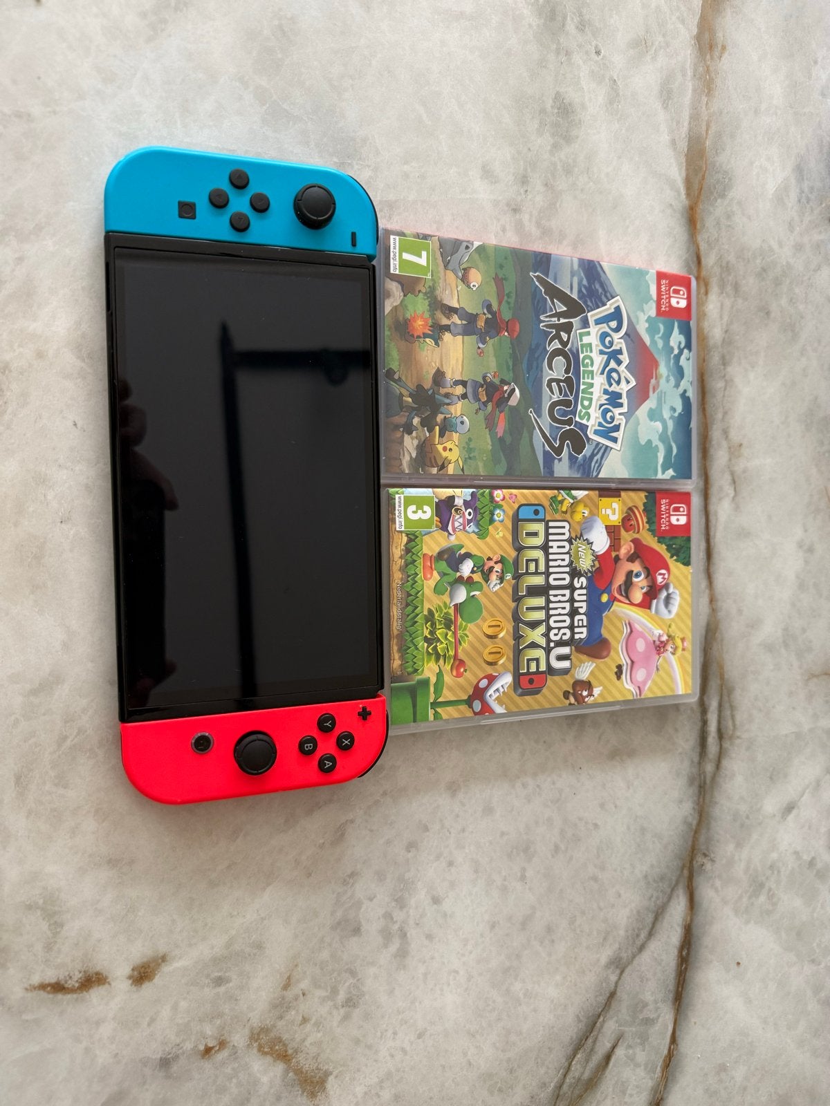 Nintendo Switch met 2 games, doos en oplader, Ophalen, Met games, Met 2 controllers, Zo goed als nieuw