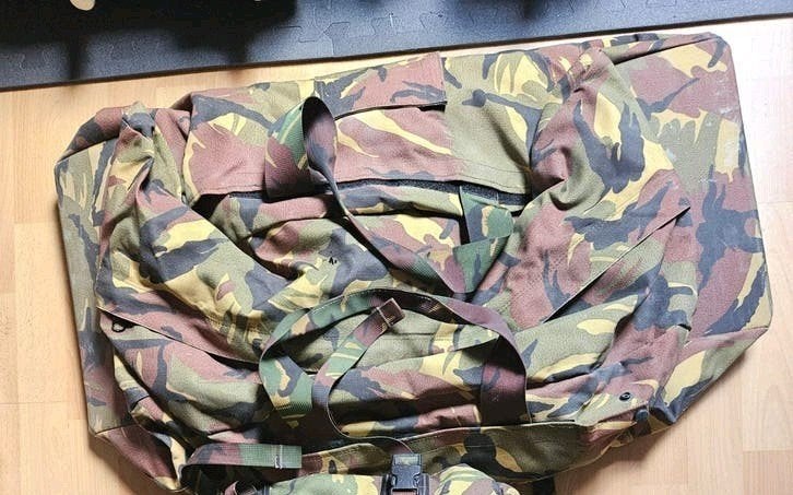 Diverse militaire rugzak / woodland en camelba, Ophalen, Landmacht, Nederland, Overige typen