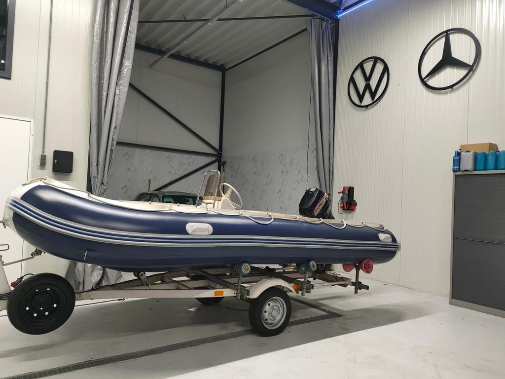 Complete Rubberboot met Console en Motor 9.9 viertakt, Watersport en Boten, Rubberboten, Ophalen, Gebruikt, Onbekend@voorbeeld.com