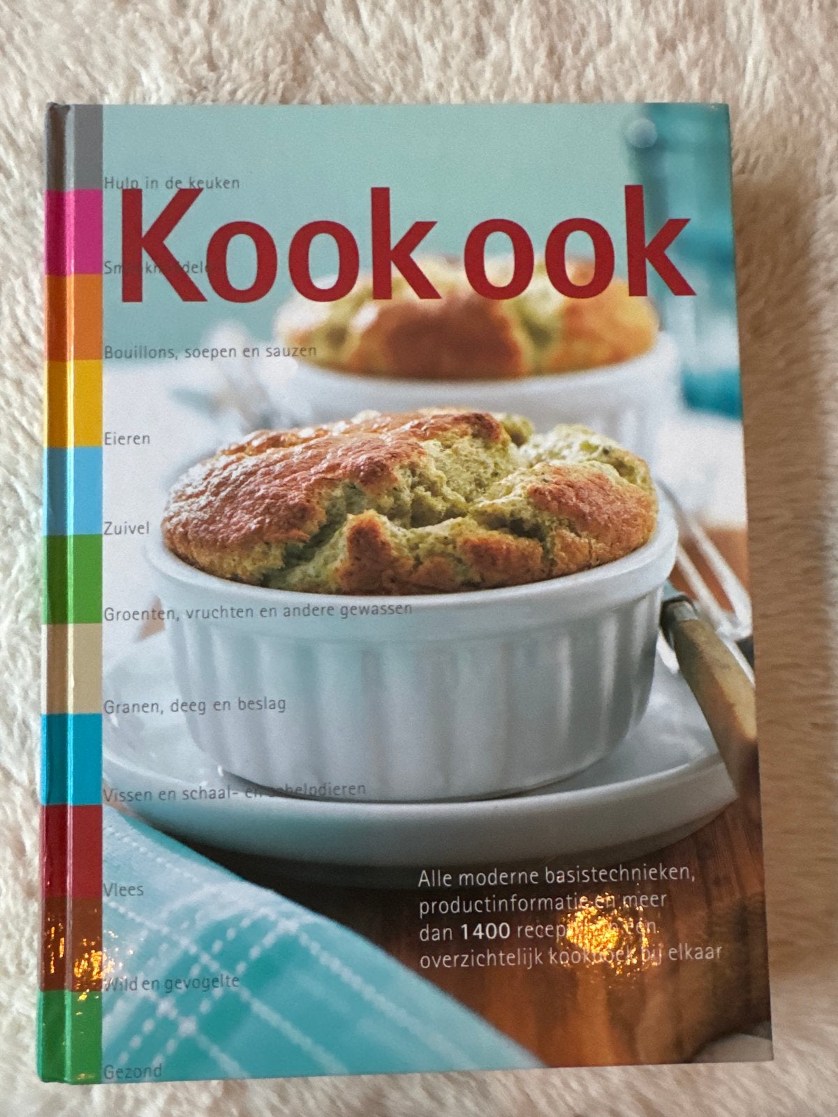 Kook ook: Hulp in de keuken - Meer dan 1400 recepten, Ophalen of Verzenden, Zo goed als nieuw, Voorgerechten en Soepen, Gezond koken