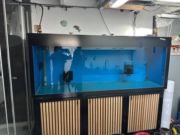Aquarium groot 2 meter, Ophalen, Zo goed als nieuw, Leeg aquarium