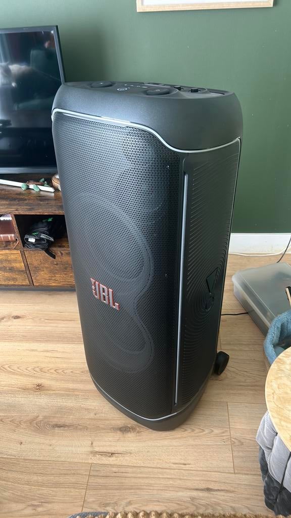 JBL Ultimate te Koop, Muziek en Instrumenten, Behuizingen en Koffers, Zo goed als nieuw, Overige instrumenten, Ophalen