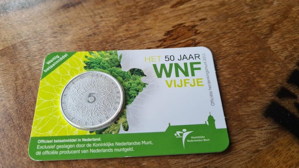 Het 50 jaar WNF Vijfje officiële herdenkingsmunt 2011, Ophalen of Verzenden, Koningin Beatrix, Euro's, Losse munt