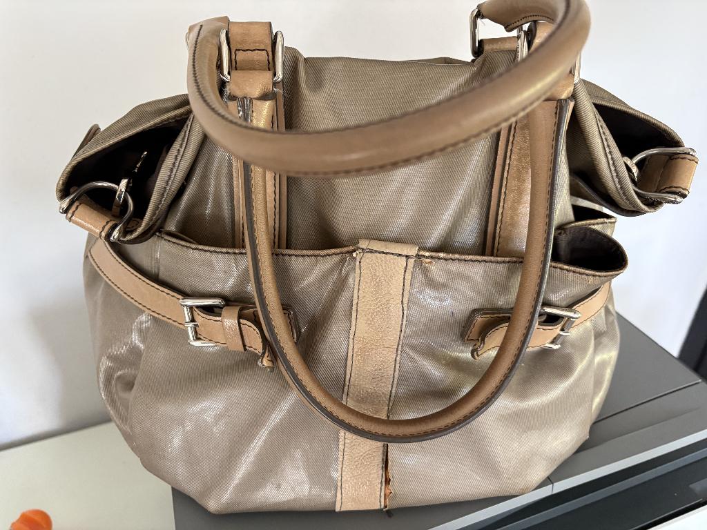 Tod's tas G-line tote bag (met beschadigingen), Ophalen of Verzenden, Gebruikt, Beige, Handtas