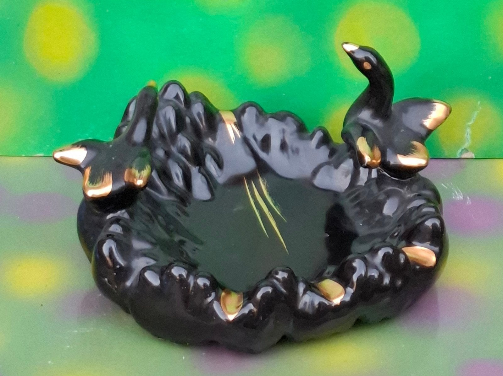 Asbak.  Black Birds.  Glazuurd.  21 x 17 x 10 cm., Ophalen, Zo goed als nieuw, Asbak