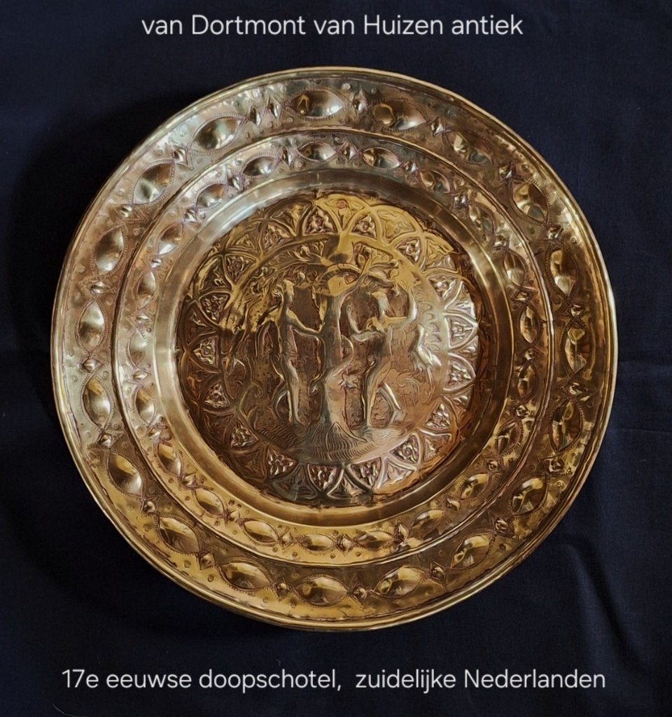 17e eeuwse Vlaamse doopschotel., Ophalen, Koper