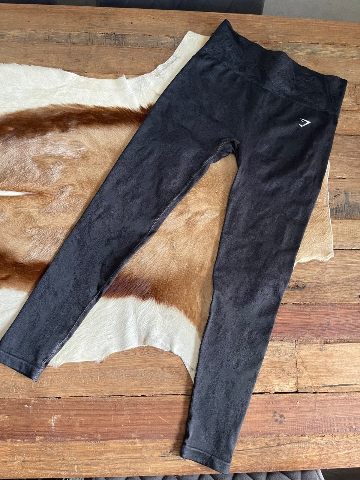 Gymshark legging • Maat L, Zwart, Maat 42/44 (L), Ophalen of Verzenden, Fitness of Aerobics