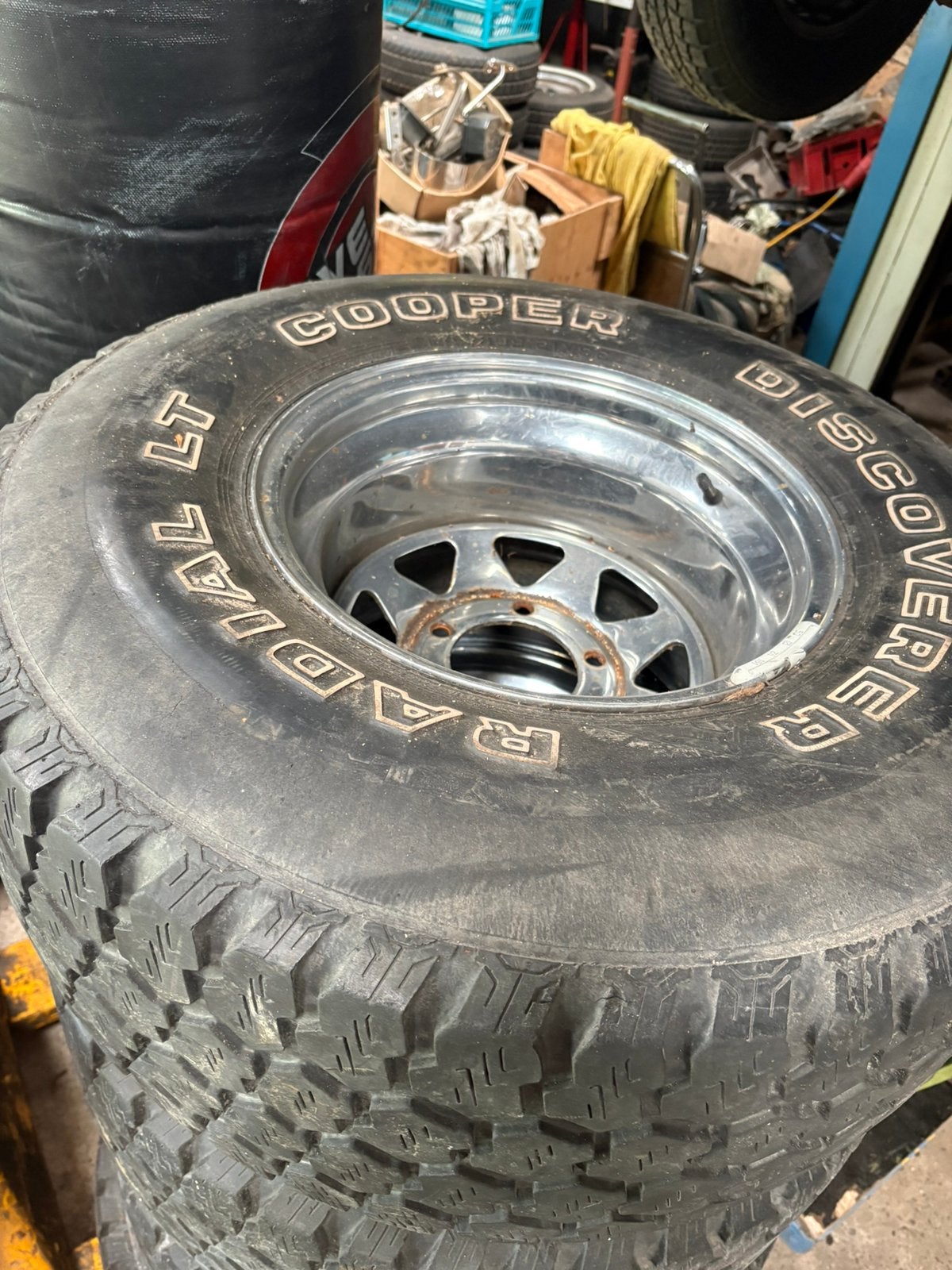 Jeep CJ , Wagoneer en jaguar xj / xk velgen / banden, Ophalen, Overige, Gebruikt, Overige