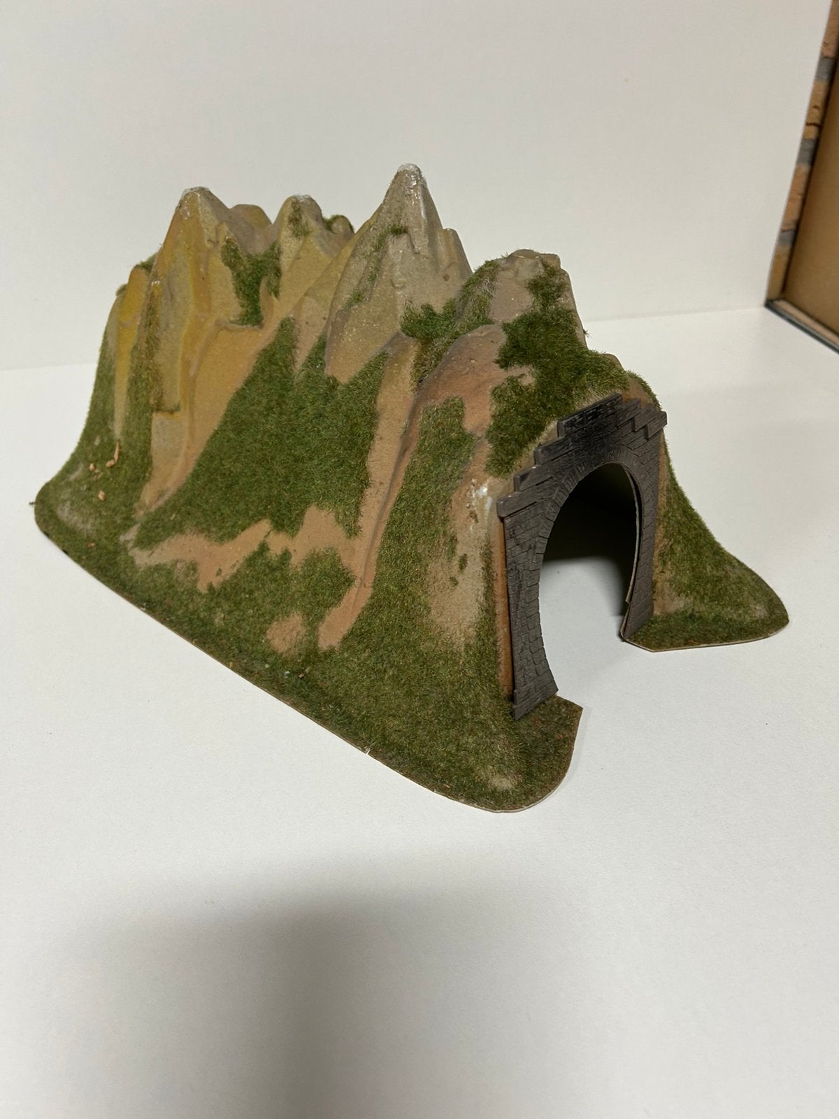 Modelspoorbaan tunnel, Ophalen of Verzenden, Zo goed als nieuw, 1:50 of kleiner