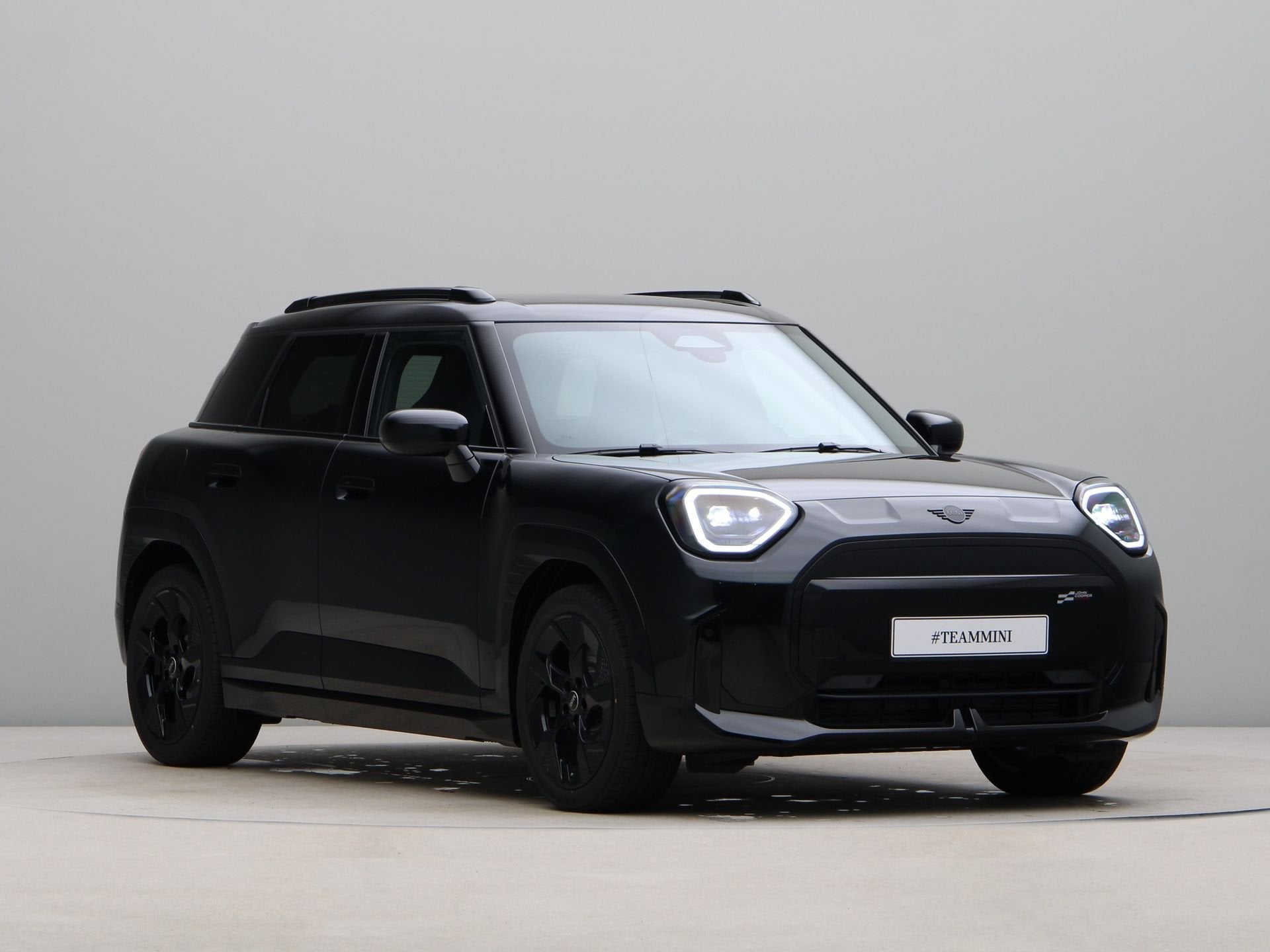 MINI Aceman E John Cooper Works Pakket M PRIVATE LEASE EUR 5, Auto's, Zwart, 4 stoelen, Zwart, Nieuw