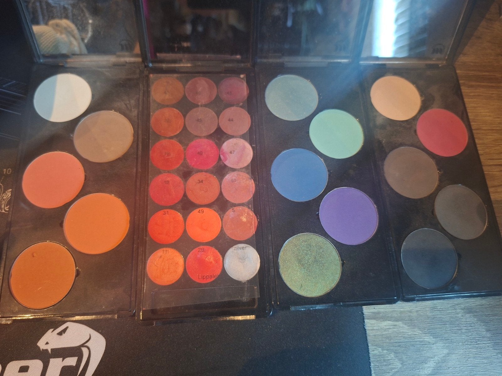 Visagie opleiding make-up en kwasten set Marlou, Ophalen of Verzenden, Zo goed als nieuw, Make-up, Overige kleuren