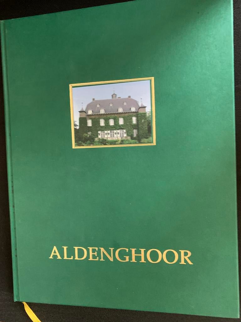 Aldenghoor Kasteel in Haelen Midden Limburg, Ophalen of Verzenden, Zo goed als nieuw, Diverse auteurs