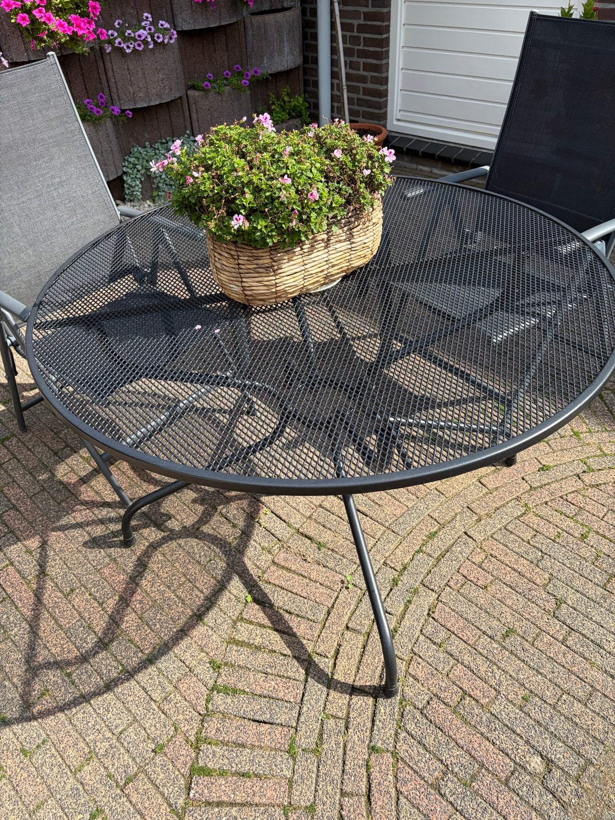 Kettler tuinset met 2 stoelen en ronde tafel, Tuin en Terras, Gebruikt, Eettafel, Aluminium, Tuinset