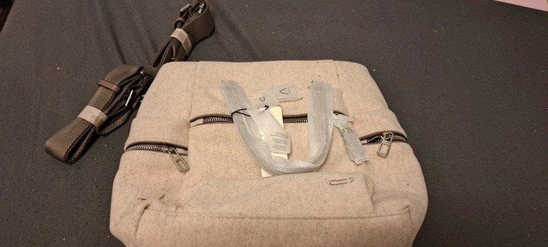 Mooie veelzijdige tas van het merk Parfois, Ophalen of Verzenden, Nieuw, Overige kleuren, Overige typen