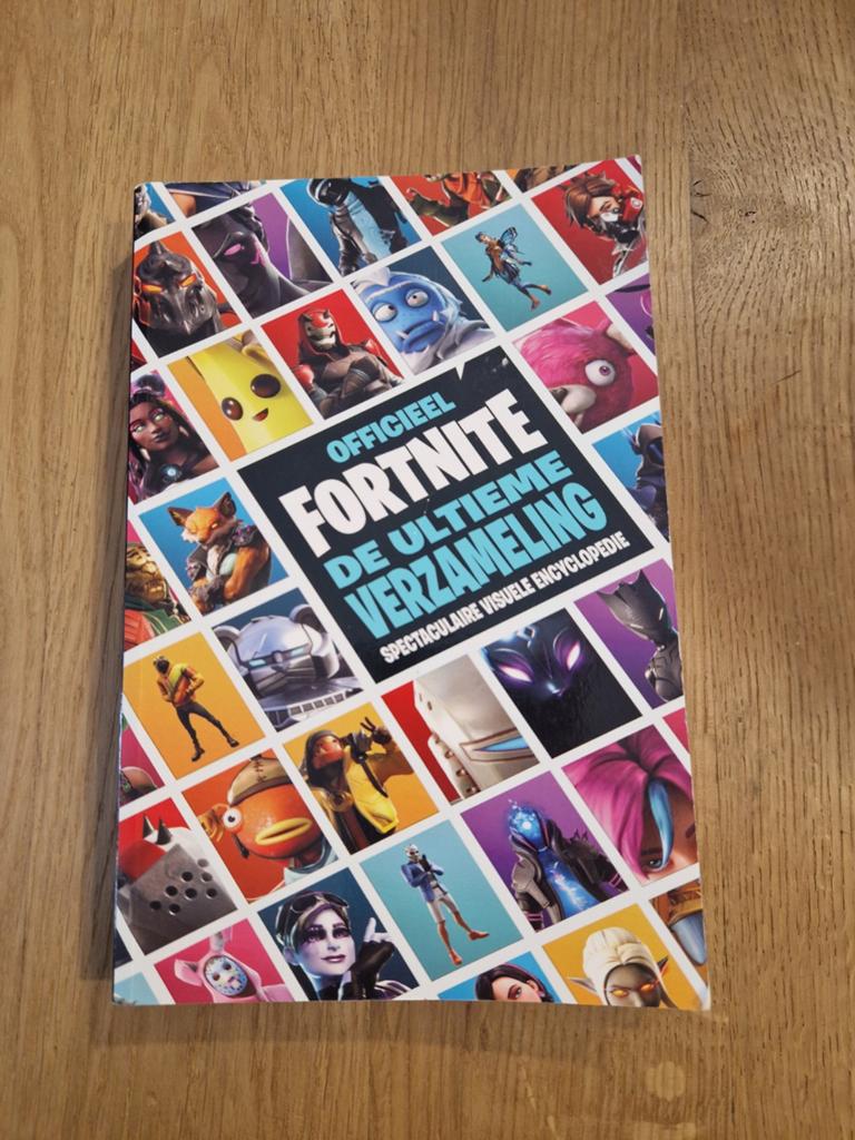 Officieel Fortnite: De Ultieme Visuele Encyclopedie, Ophalen of Verzenden, Gelezen, Fictie