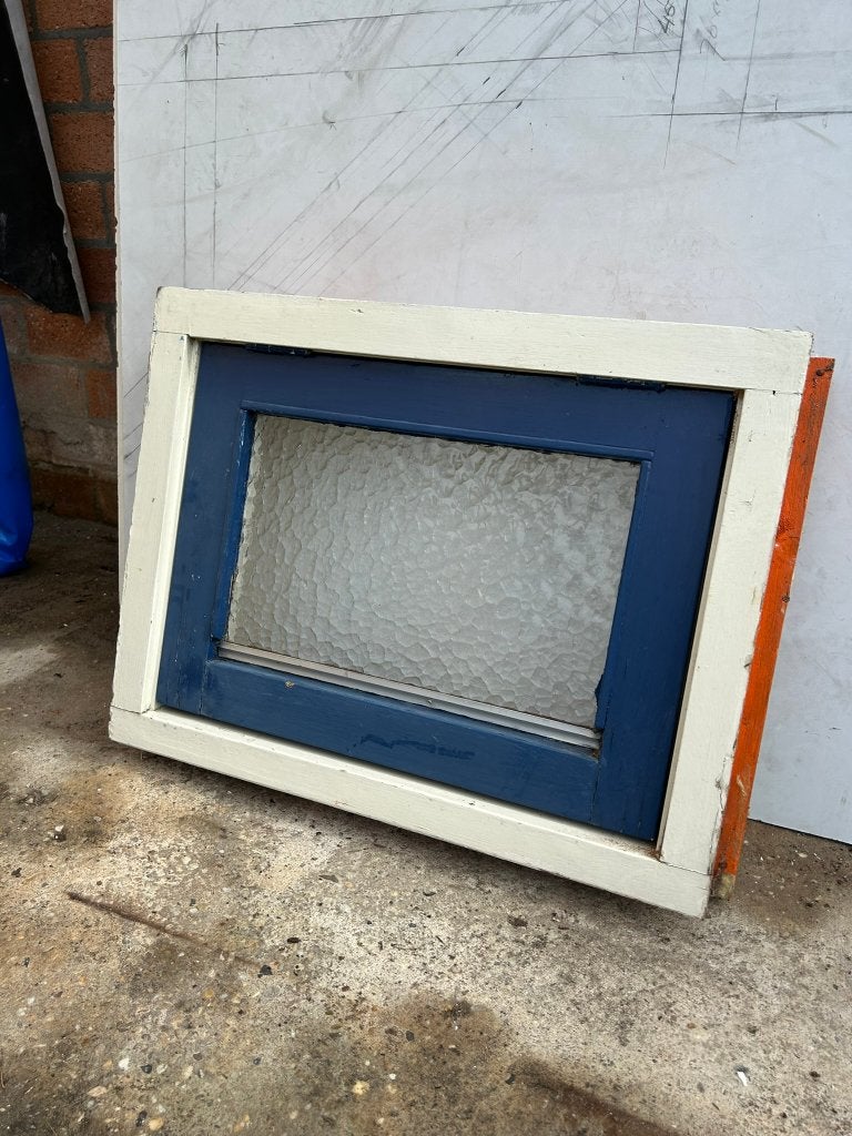 Houten kozijn met kiepraam, Doe-het-zelf en Verbouw, Gebruikt, Raamkozijn, 75 tot 150 cm, Hout