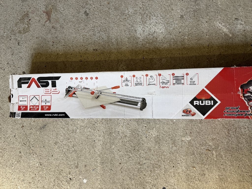 Te huur: Tegelsnijder Rubi Fast 85 (€15 per dag), Ophalen, Zo goed als nieuw, Snijgereedschap, Rubi
