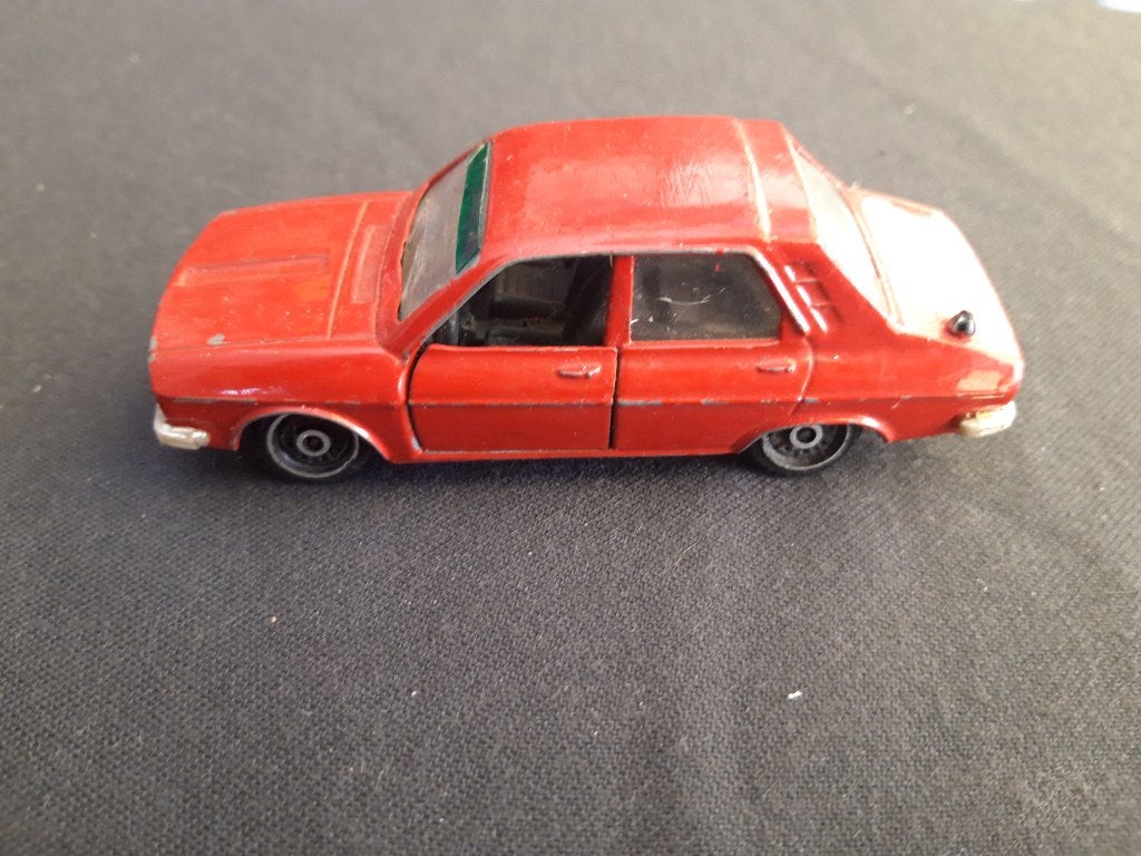 Renault 12 TS rood , Polistil 1:43 - jaren 70, Hobby en Vrije tijd, Modelauto's | 1:43, Ophalen of Verzenden, Gebruikt, Auto, Overige merken