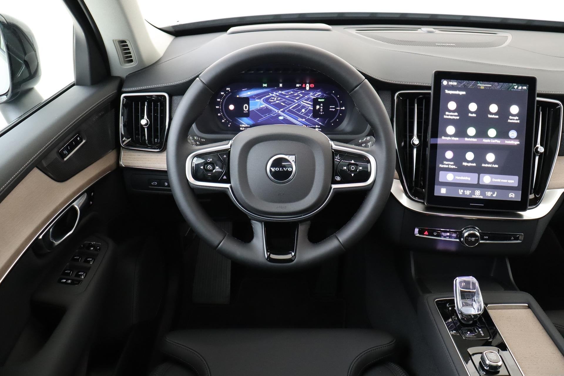 Volvo XC90 II T8 PLUG-IN HYRBID AWD PLUS DARK -PANO.DAK|HARM, Auto's, 12 maanden, Gebruikt, Euro 6, 4 cilinders