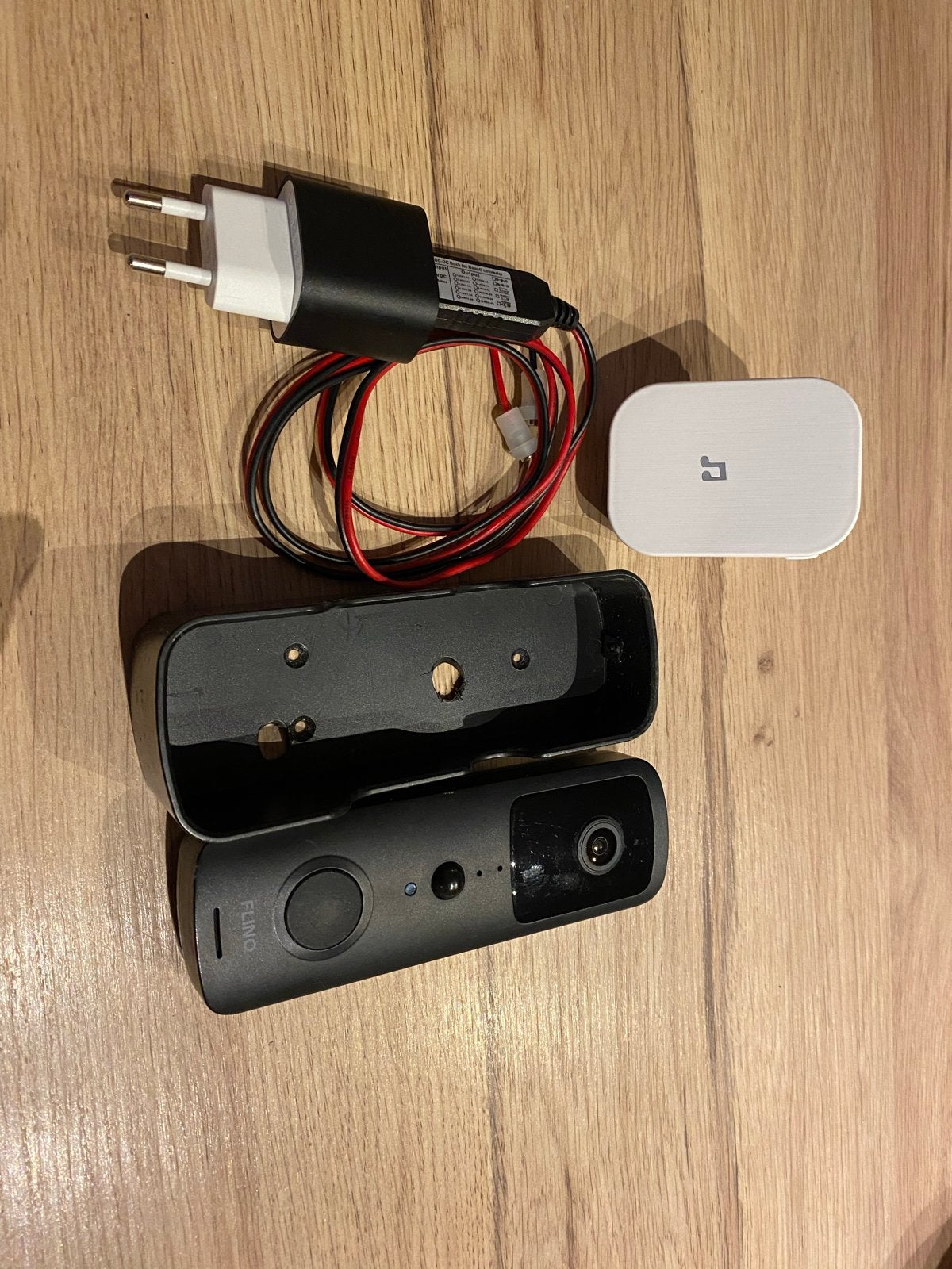 Flinq deurbel met USB-voeding en gong, Ophalen of Verzenden, Gebruikt, Buitencamera