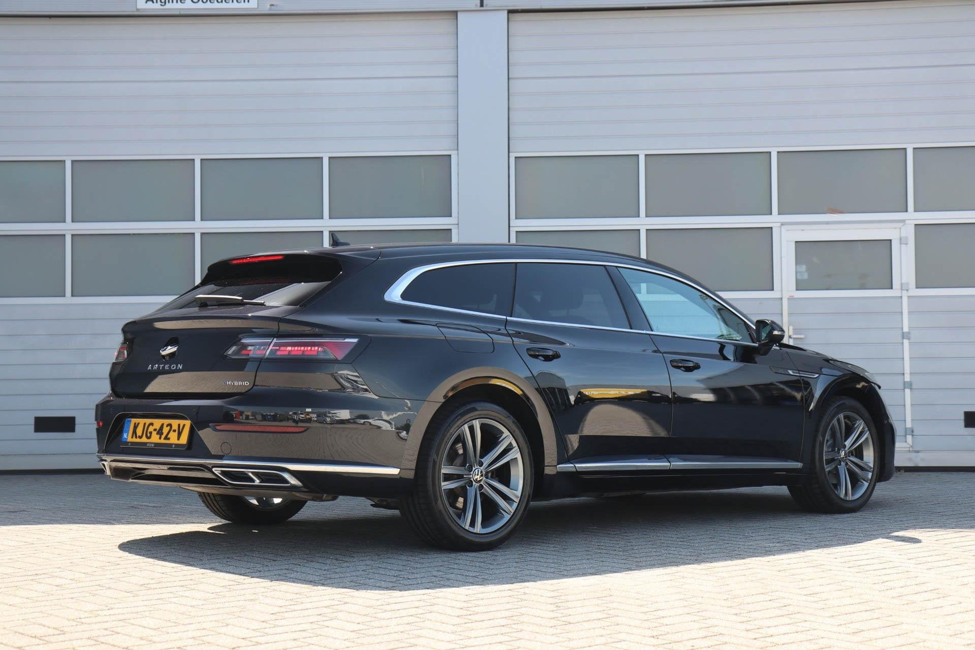 Volkswagen Arteon Shooting Brake 1.4 TSI eHybrid 218pk R-Lin, Auto's, 12 maanden, Arteon, Gebruikt, 4 cilinders