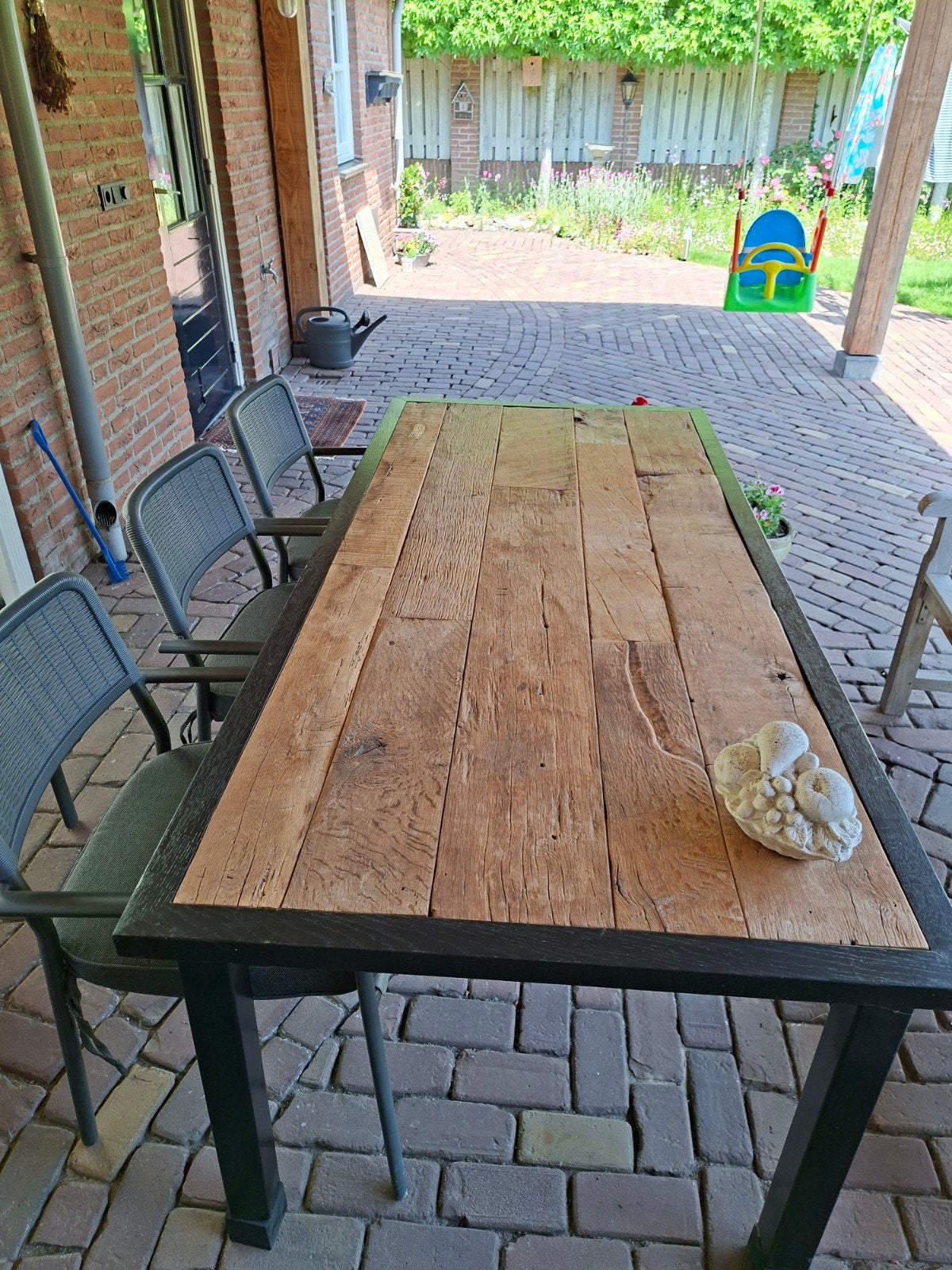 Tuintafel, zwaar mooi eiken blad  met stalen poten, Ophalen, Rechthoekig, Hout