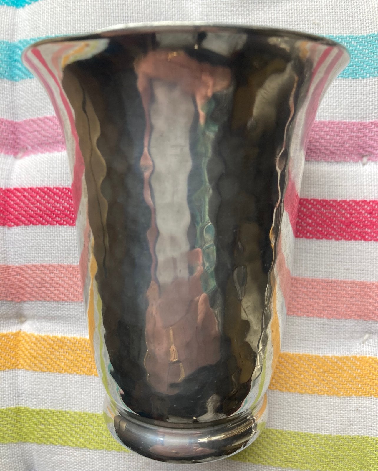 Oude Art Deco Stijl Gero beker Hamerslagpatroon, Ophalen