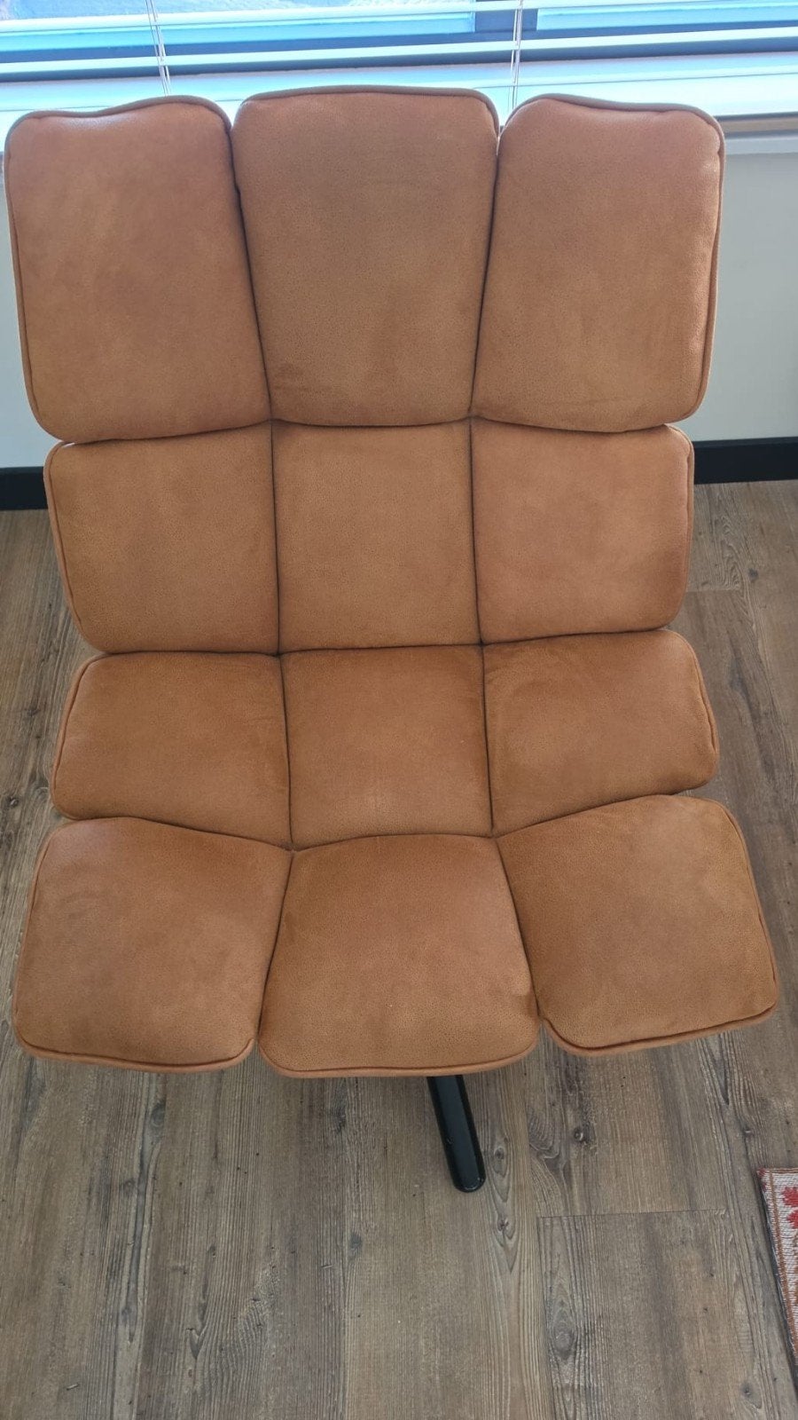 Comfortabele draaibare fauteuil in nette staat, Ophalen, Modern, Comfortabel, Gebruikt, Bruin