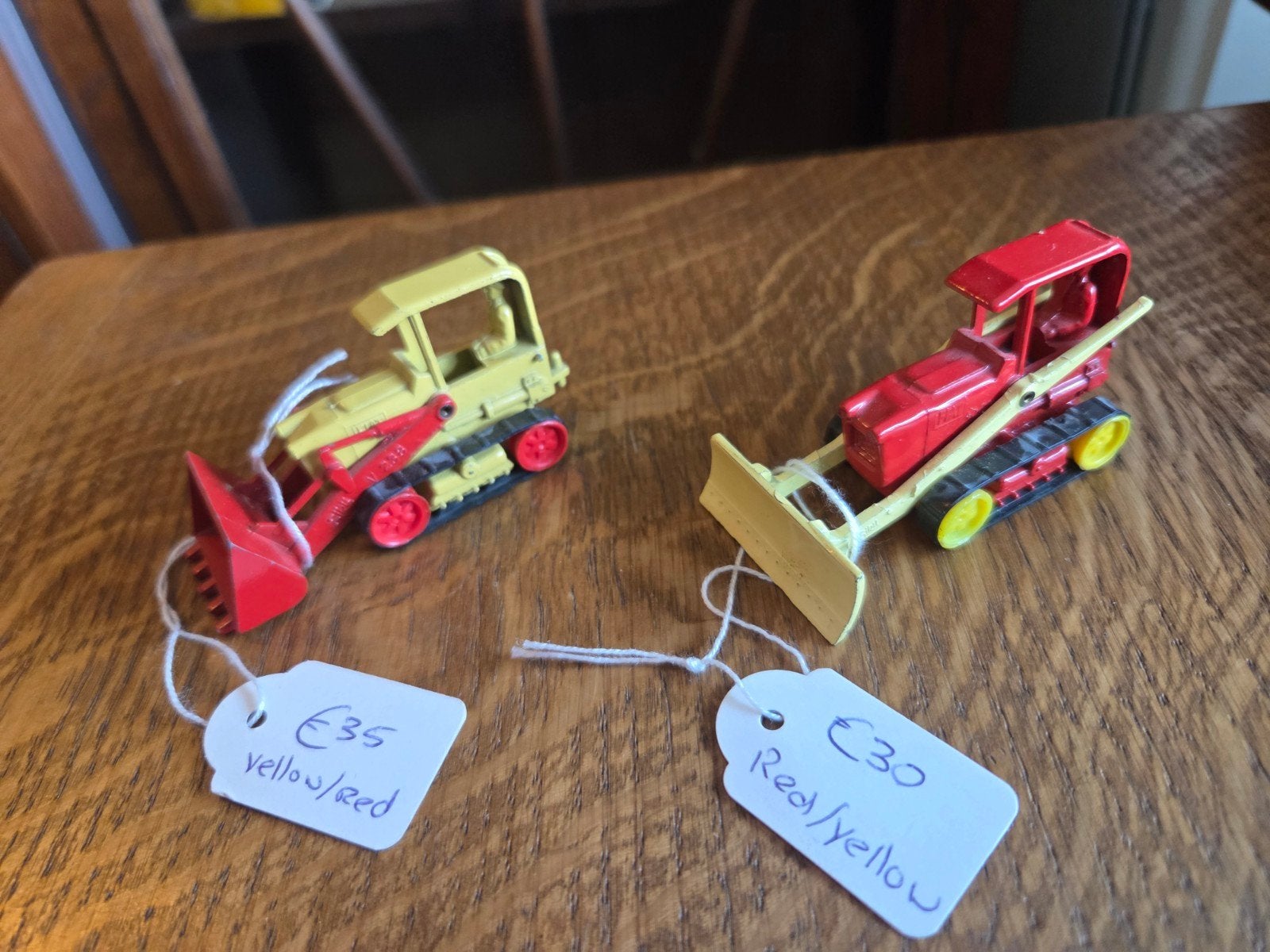 siku V 238 RED+V 238+239 CASTED YELLOW DOZER MINT ORIGINALS, Hobby en Vrije tijd, Modelauto's | 1:87, Verzenden, Zo goed als nieuw