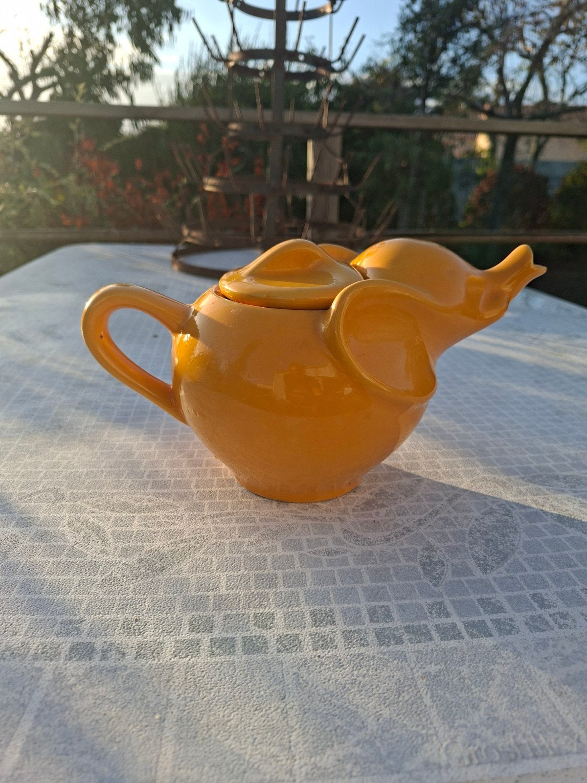 Vintage Gele Olifant Theepot - Uniek Design, Antiek en Kunst, Ophalen of Verzenden