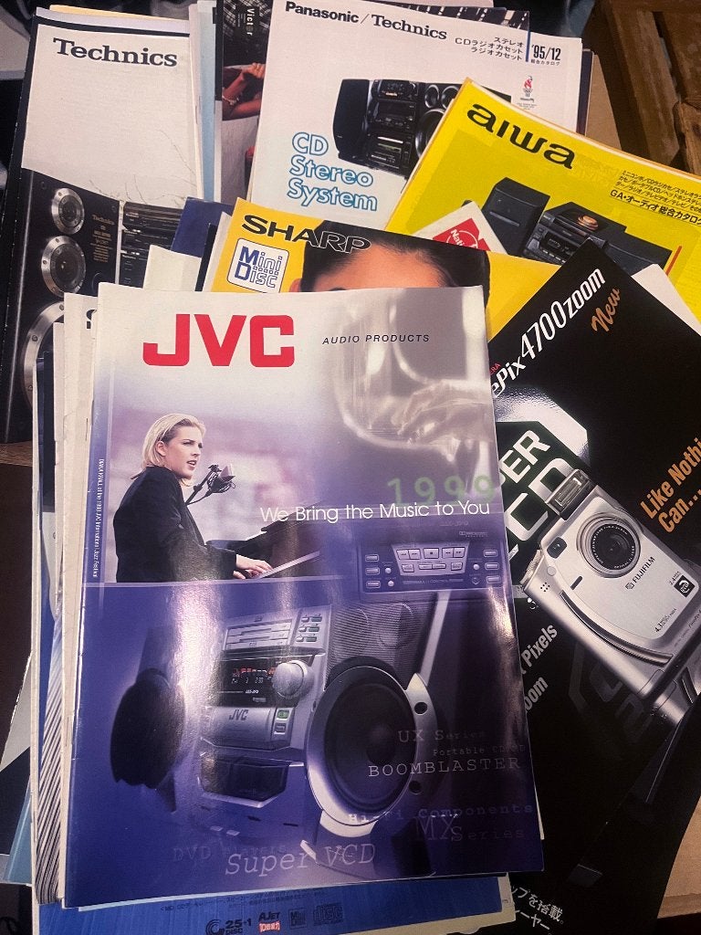 1980s - 2000s Hifi Audio/Video folders catalogus, Ophalen, Zo goed als nieuw