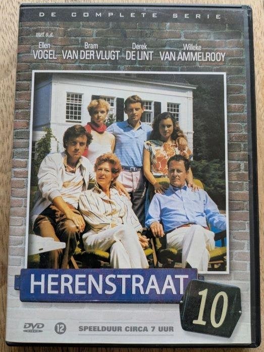 Herenstraat 10 - Nieuwstaat., Zo goed als nieuw, Komedie, Vanaf 12 jaar, Complete serie
