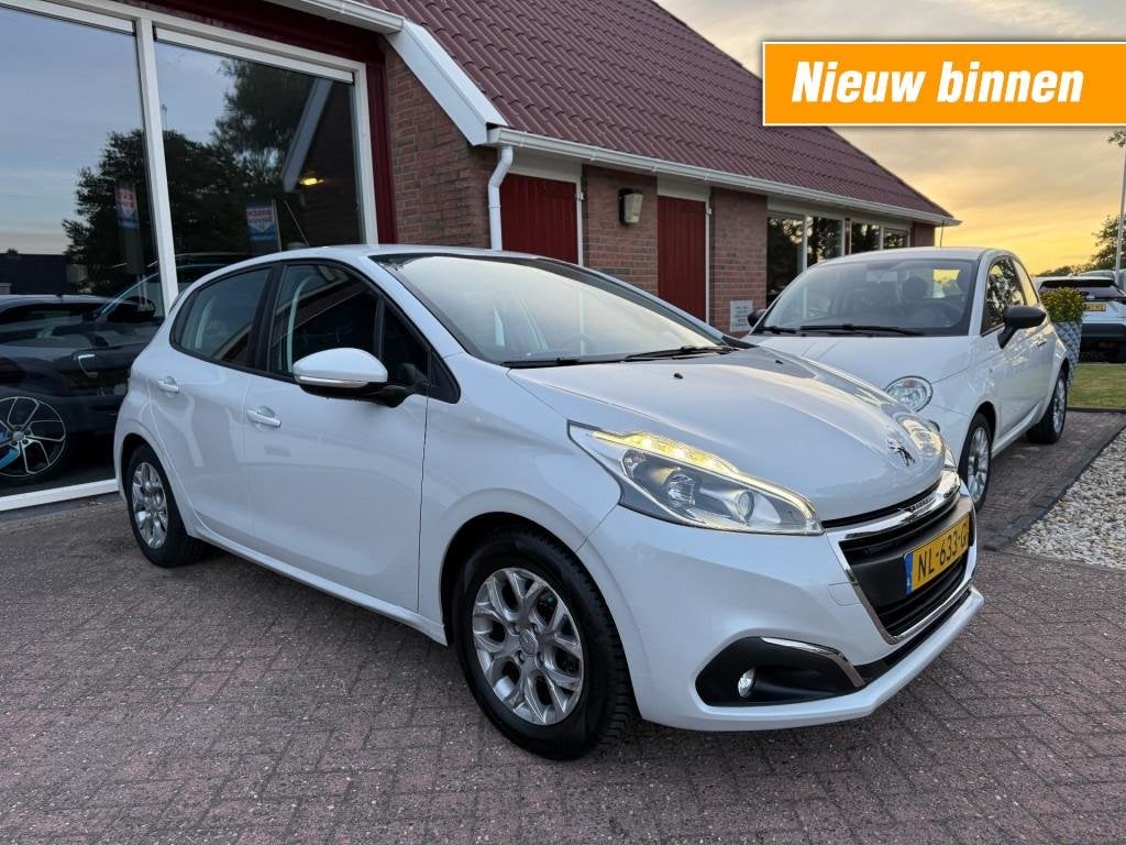 Peugeot 208 1.2 PURET. BLUE LION Orig. NL/Cruise Control/Air, Voorwielaandrijving, Gebruikt, 1199 cc, Met garantie (alle)