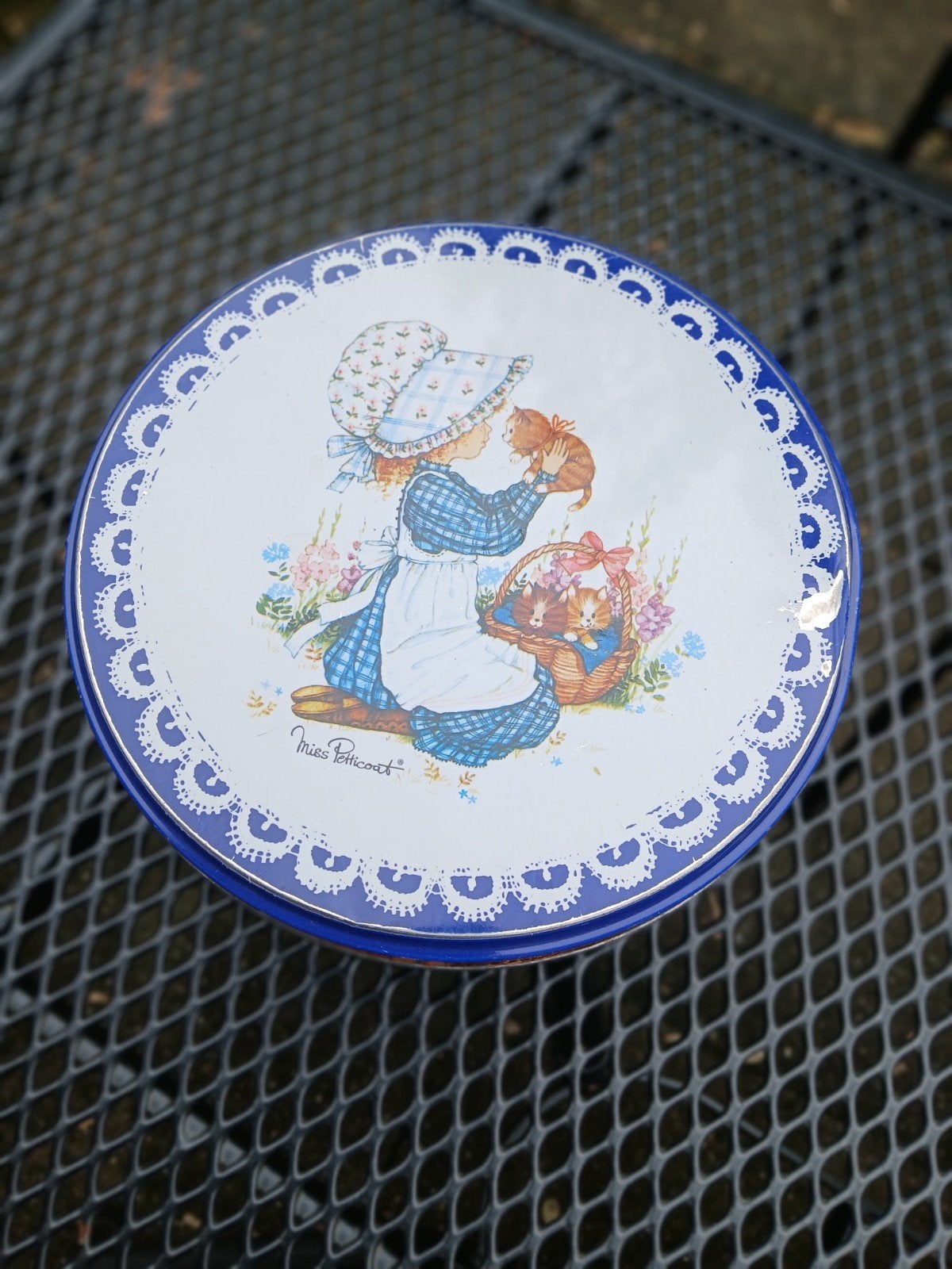 Vintage Miss Petticoat Koekblik, Antiek en Kunst, Ophalen of Verzenden