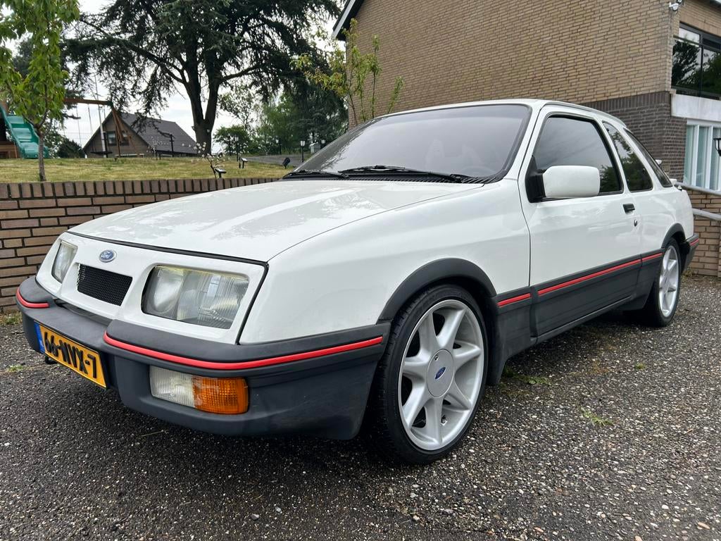Ford Sierra 2.8 I XR4 Cosworth Breedset Prachtige Sierra, 1350 kg, Wit, Bedrijf, Handgeschakeld