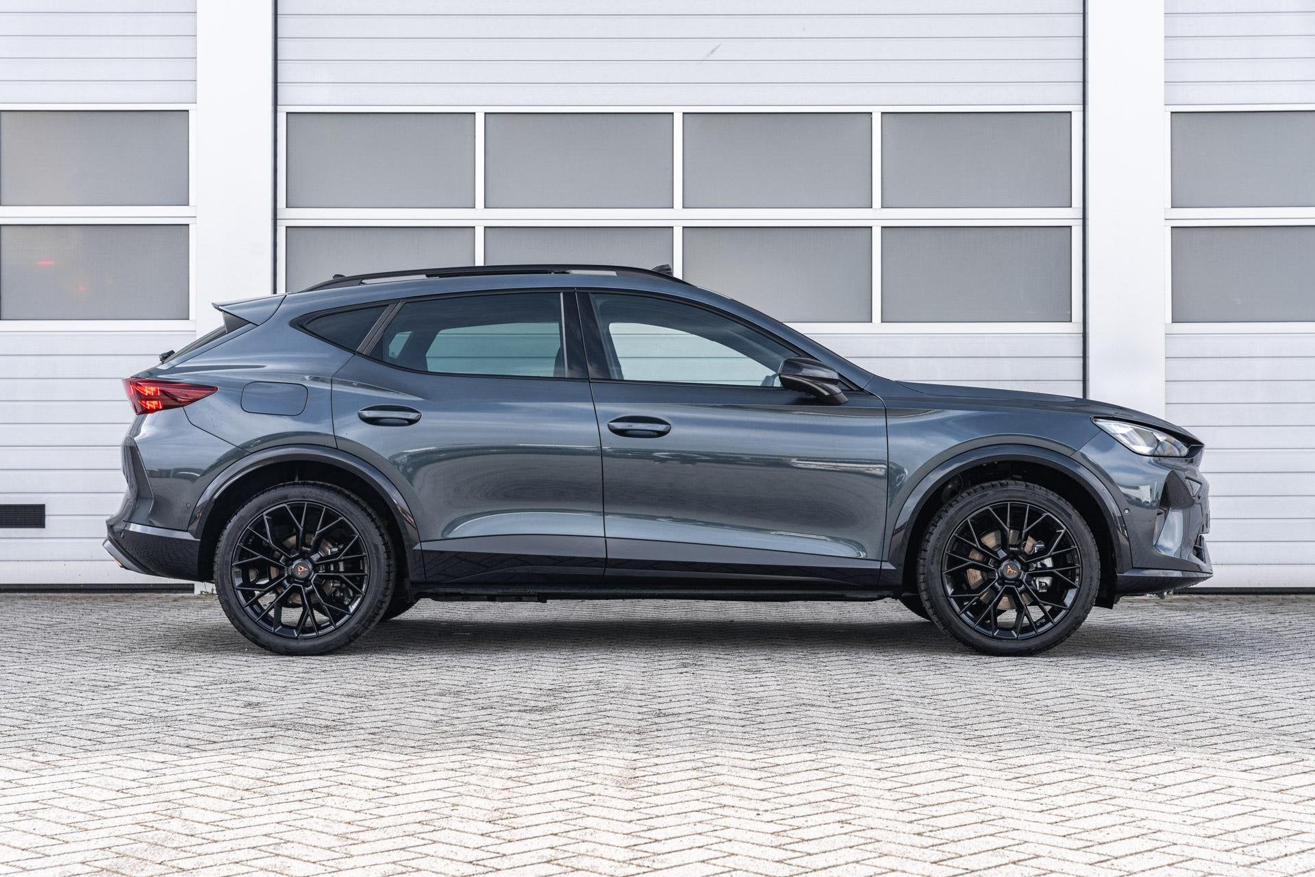 CUPRA Formentor 1.5 TSI e-Hybrid 204pk Business | Panoramada, Auto's, 12 maanden, Automatische klimaatregeling, 1498 cc, 4 cilinders