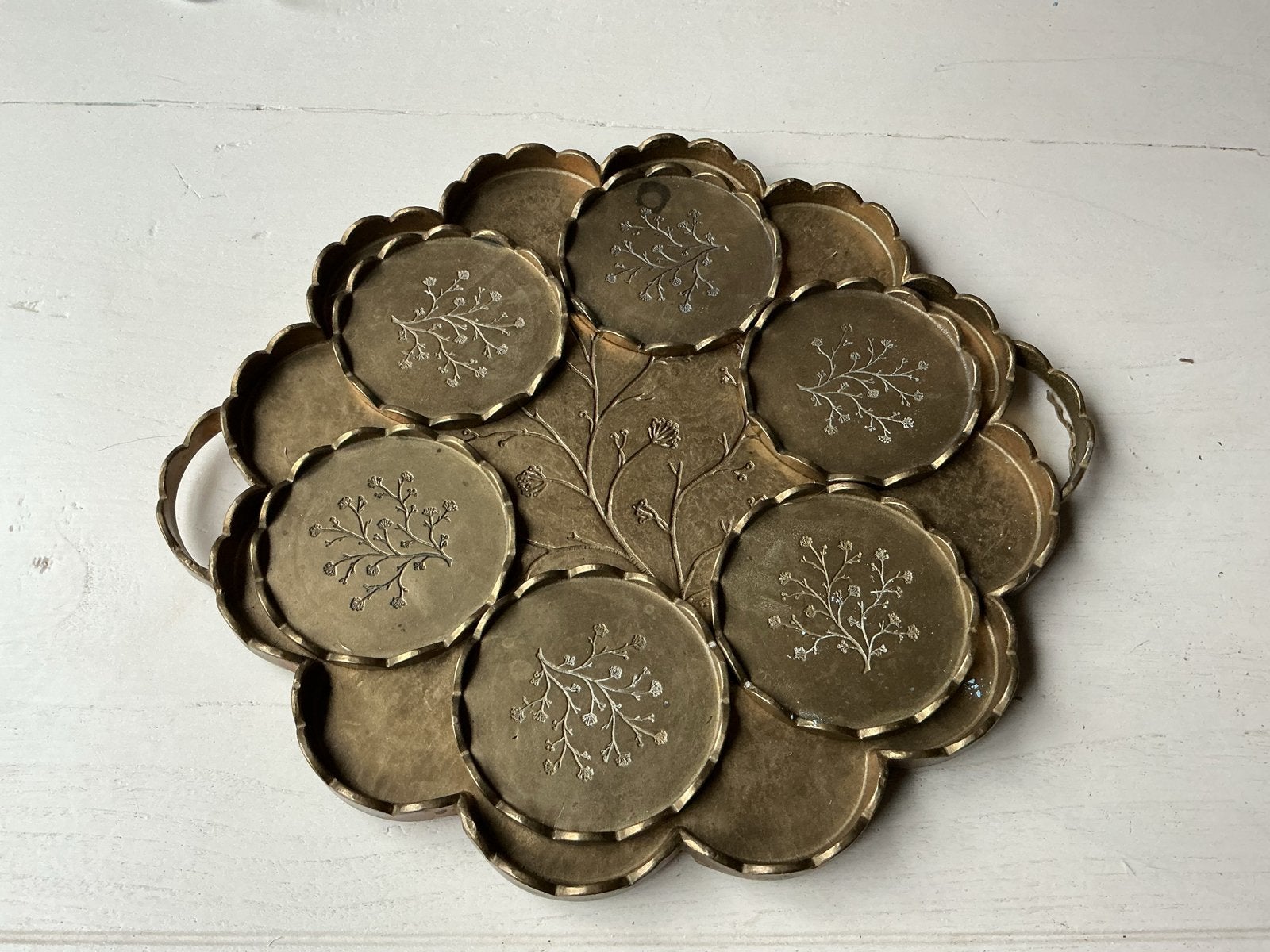 Vintage messing dienblad met onderzetters, bloemmotief, Ophalen of Verzenden