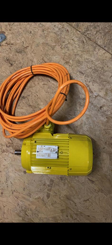 Elektromotor, Ophalen, Zo goed als nieuw, Elektromotor