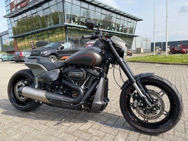 Harley-Davidson FXDR SOFTAIL SPECIAL 2200 KM (bj 2019), Motoren, Motoren | Harley-Davidson, Dopplerlaan 26
9207 HC  Drachten, NL