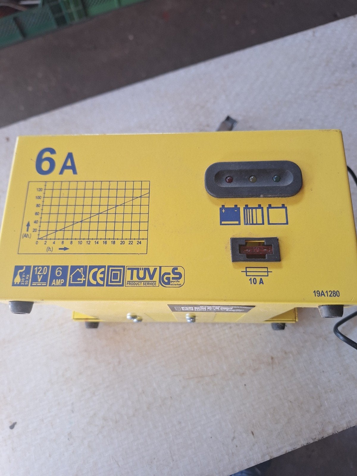 12volts lader, Ophalen