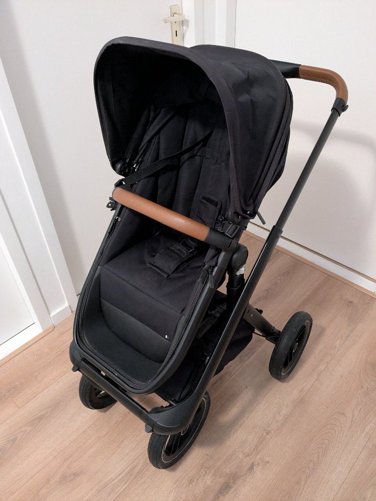 Dubatti one kinderwagen zwart, Kinderen en Baby's, Combiwagen, Ophalen, Overige merken, Verstelbare duwstang