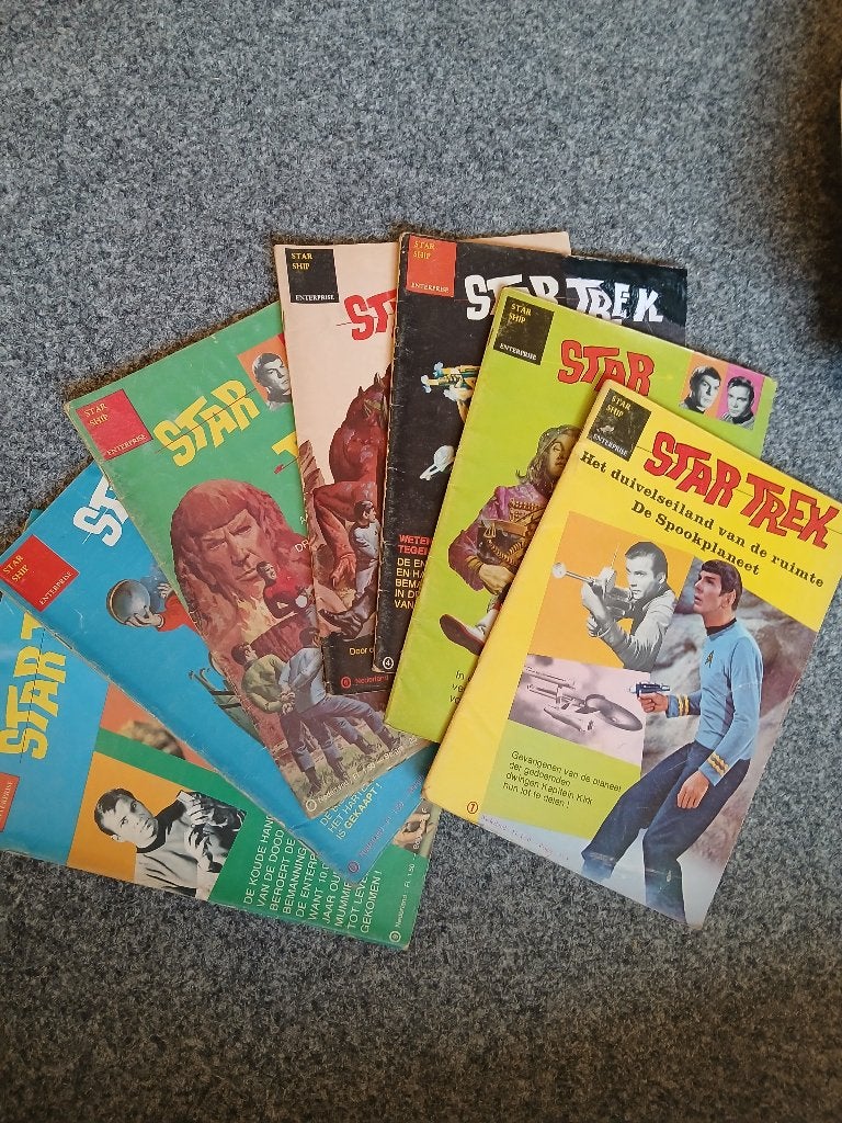 Star Trek, Boeken, Gelezen, Meerdere schrijvers, Ophalen of Verzenden, Meerdere stripboeken