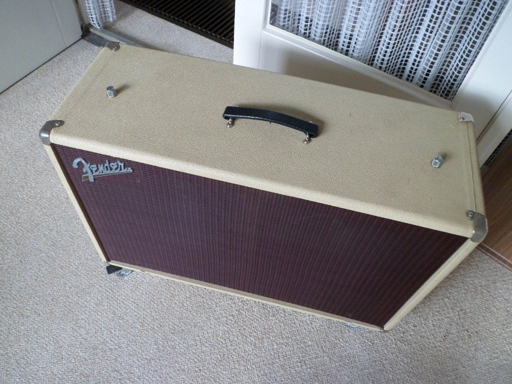 Te koop Fender tone-master luidspreker kabinet (8 Ohm)