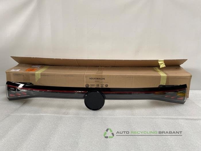 Achterlicht balk links + rechts van een Volkswagen ID.4, Gebruikt, -, Volkswagen, -