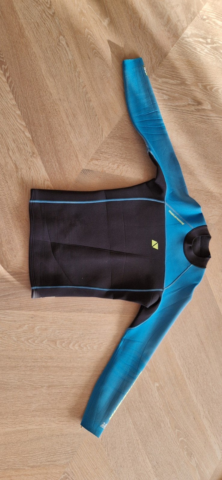 Magic Marine vest - Maat M, Watersport en Boten, Ophalen, Wetsuit, Gebruikt, Magic Marine