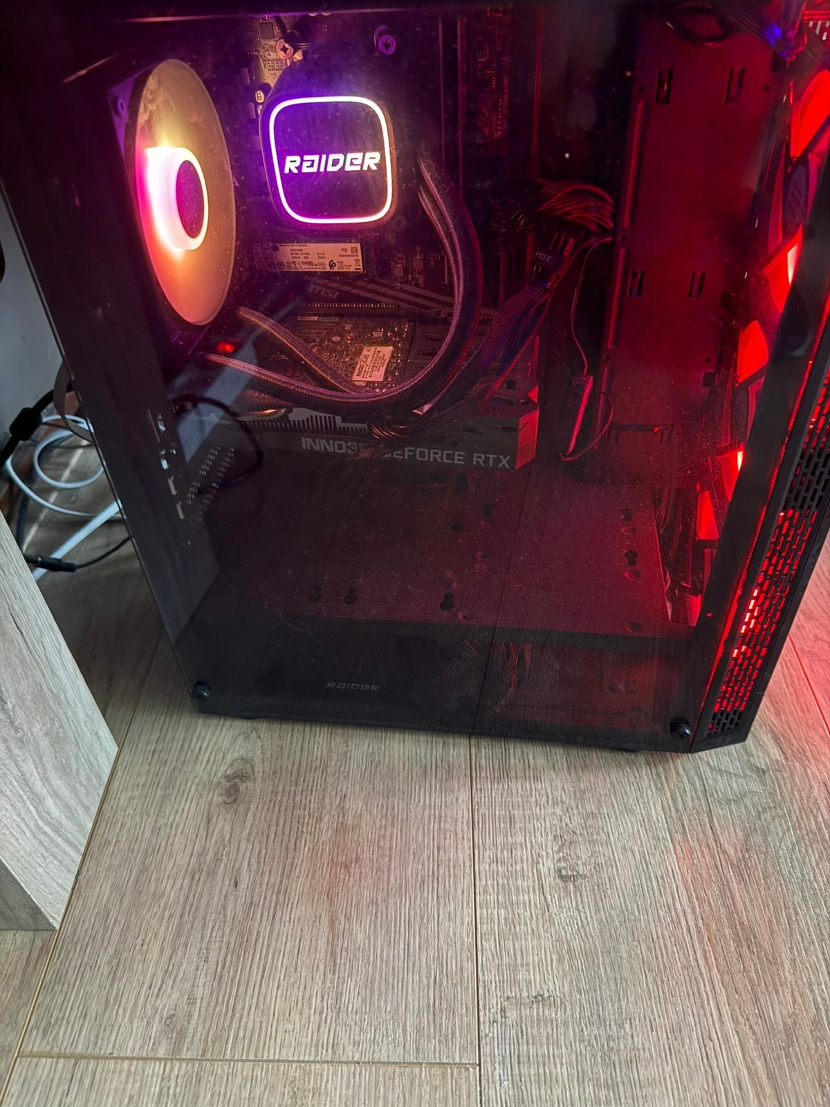 Foto 4 van Gaming pc AMD Ryzen 5 5500 Incl Beeld