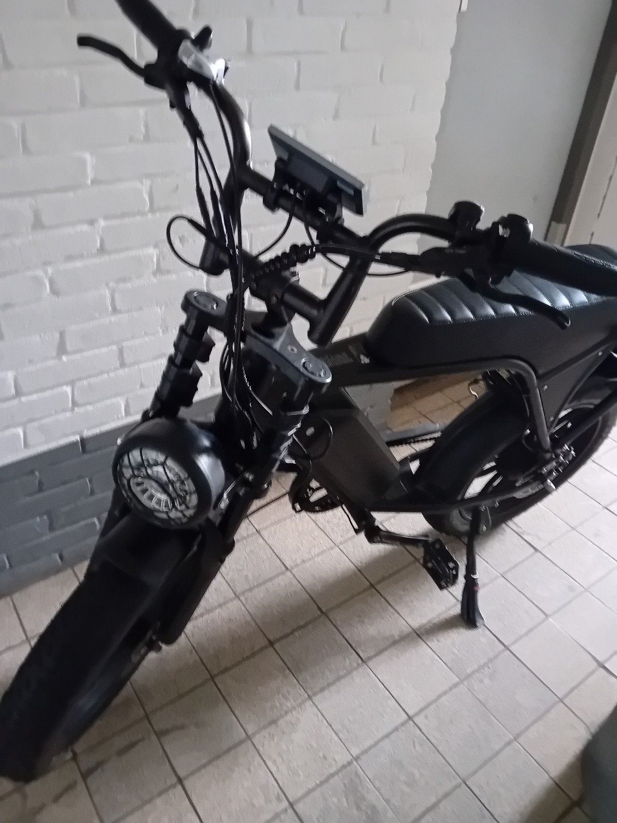 FATBIKE MET BIJBETALING RUILEN VOOR OPVOERBARE FATBIKE., Ophalen, Zo goed als nieuw